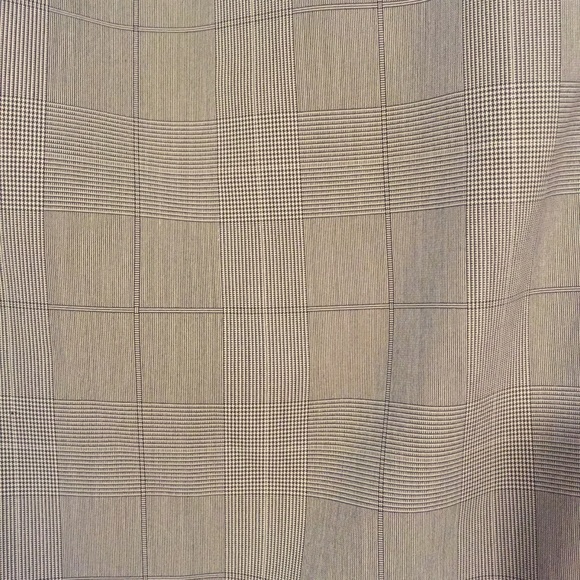 Express Skirt - Picture 2 of 8